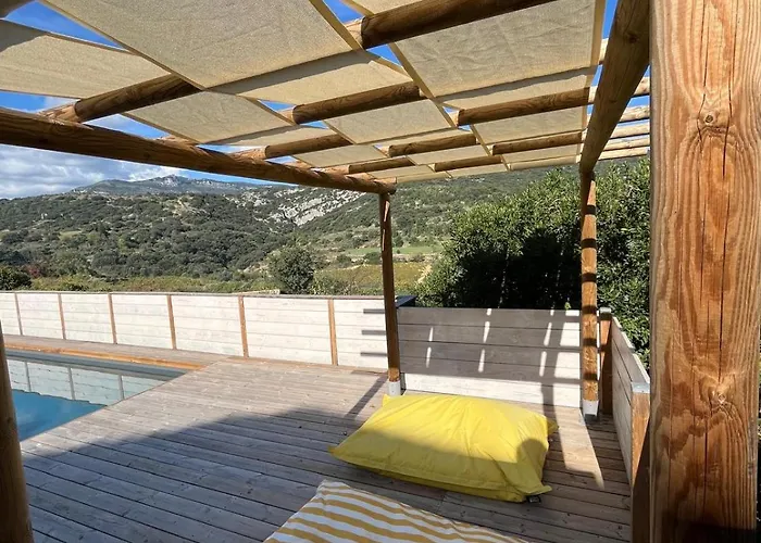 Aigues Vives - Le Patio Casa vacanze Montpeyroux (Herault)